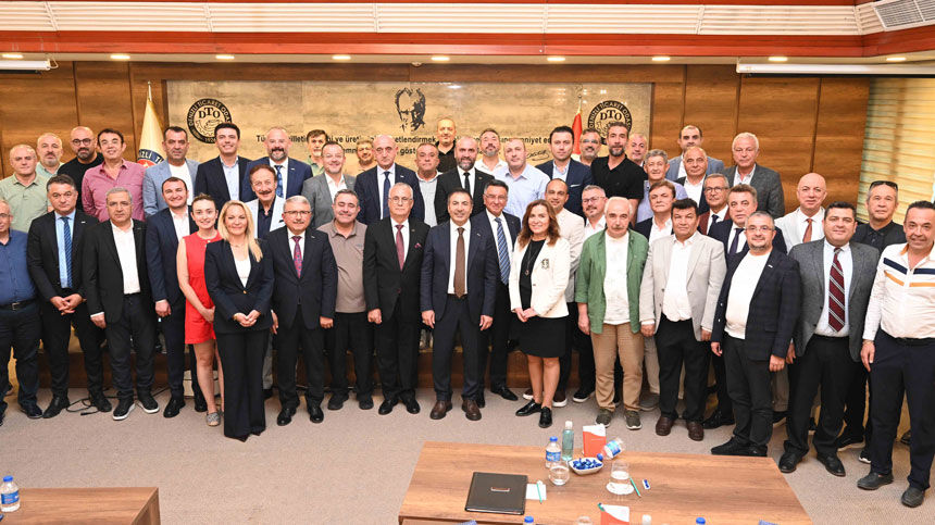 Dtoda Donemin Son Meclisi Baskan Erdogandan 75 Milyon Tllik Kredi Uyarisi Ve Ihracat Mujdesi2