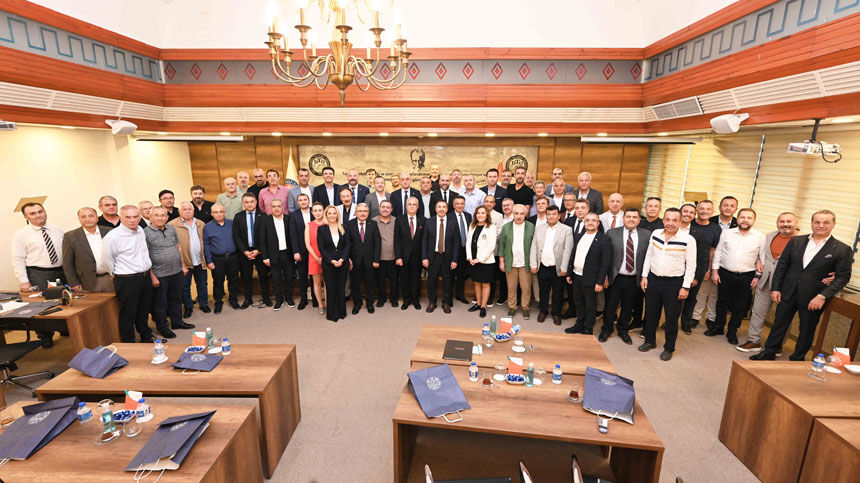 Dtoda Donemin Son Meclisi Baskan Erdogandan 75 Milyon Tllik Kredi Uyarisi Ve Ihracat Mujdesi3