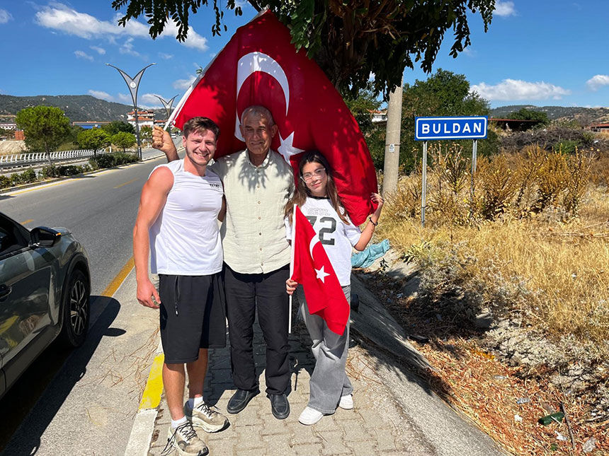 Gurbetci Mustafa Guzel Almanyadan Buldana Kosarak 53 Gunde Geldi 1