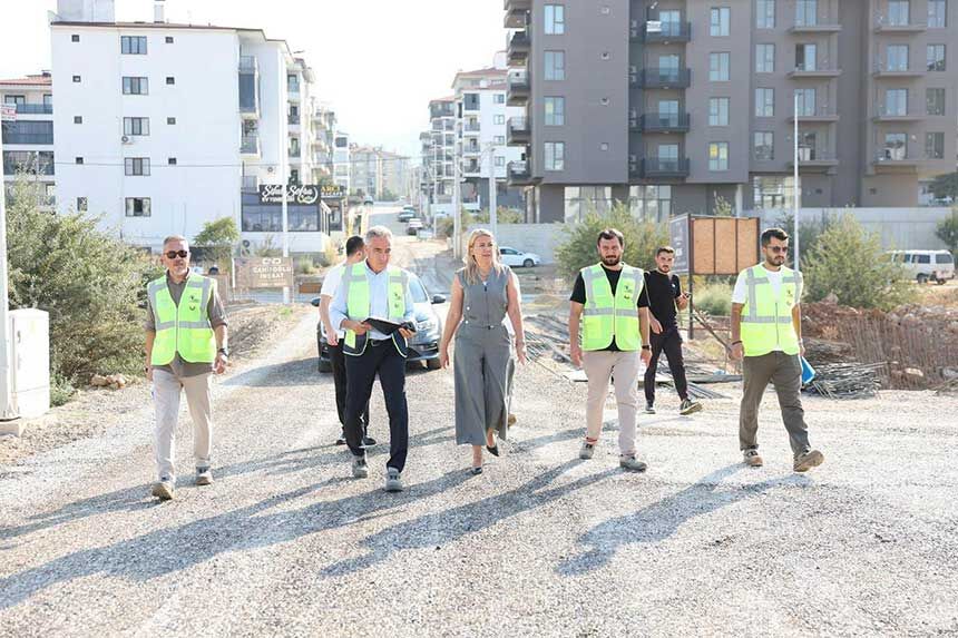Merkezefendi Belediyesinden Sehir Hastanesi Yolu Asfalt Calismasi 1