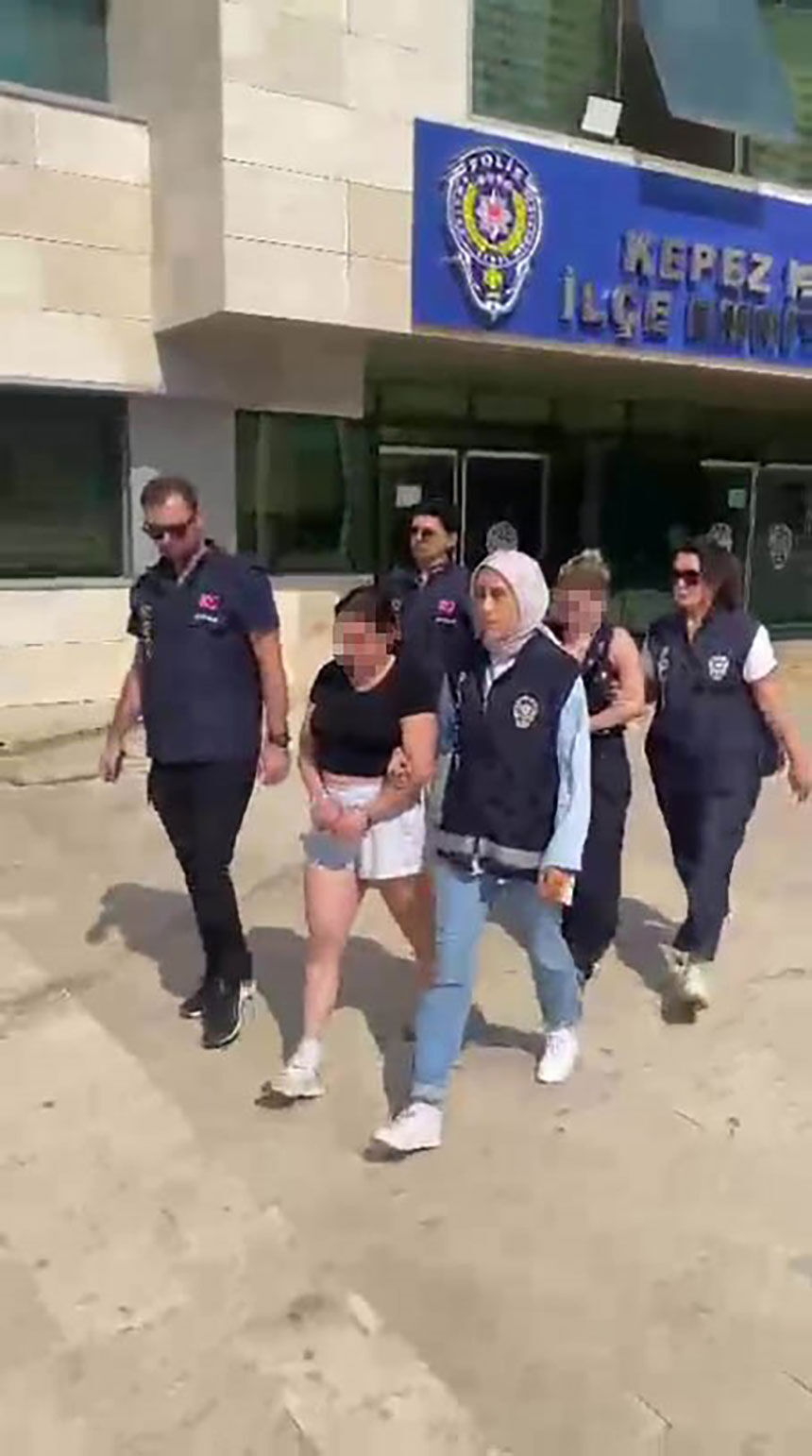 Sahte Altin Dolandiricilari Denizli Polisinin Takibiyle Yakalandi 2