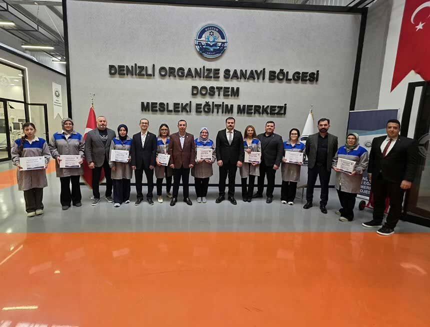 Sanayiye Kadin Eli Degdi Cnc Operatoru Kadinlar Pazartesi Is Basi Yapiyor 3