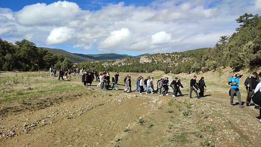 850 Yillik Sirri Cozmek Icin Savas Meydanina Indiler 200 Tarihci Civrilde Bulustu 3