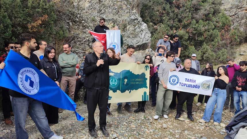 850 Yillik Sirri Cozmek Icin Savas Meydanina Indiler 200 Tarihci Civrilde Bulustu 5