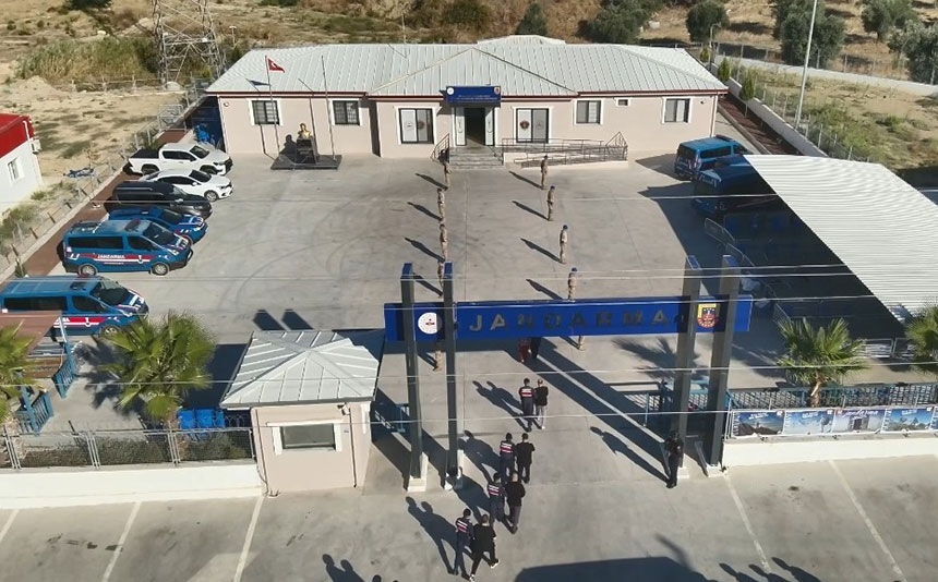 Aydin Merkezli Denizli Dahil 3 Ilde Es Zamanli Uyusturucu Operasyonu 3