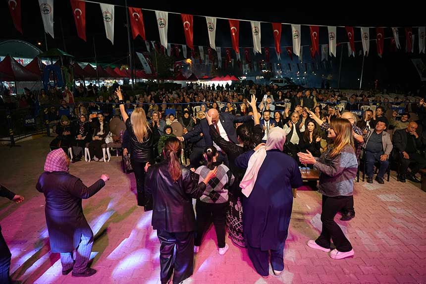 Babafestte Nurcan Altinok Geceyi Isitti 3