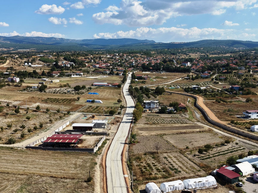 Baklan Bogazici Mahallesinde Ulasim Rahatladi Yillardir Beklenen Yol Yenilendi1