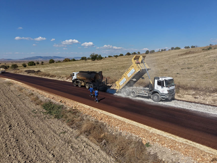 Baklan Bogazici Mahallesinde Ulasim Rahatladi Yillardir Beklenen Yol Yenilendi2