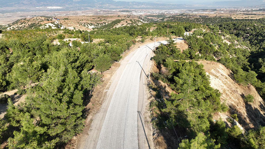 Baskan Dogan Yesilyayla Hacieyuplu Arasindaki Asfalt Calismasini Inceledi