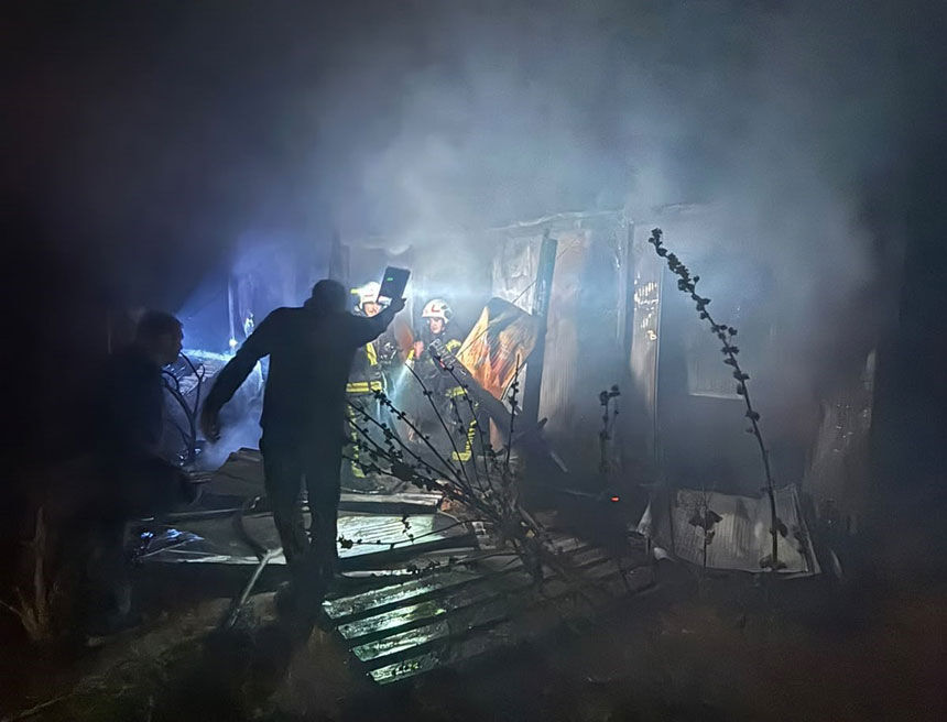 Beyagacta Konteyner Ev Yangini 84 Yasindaki Fatma Yagac Hayatini Kaybetti1