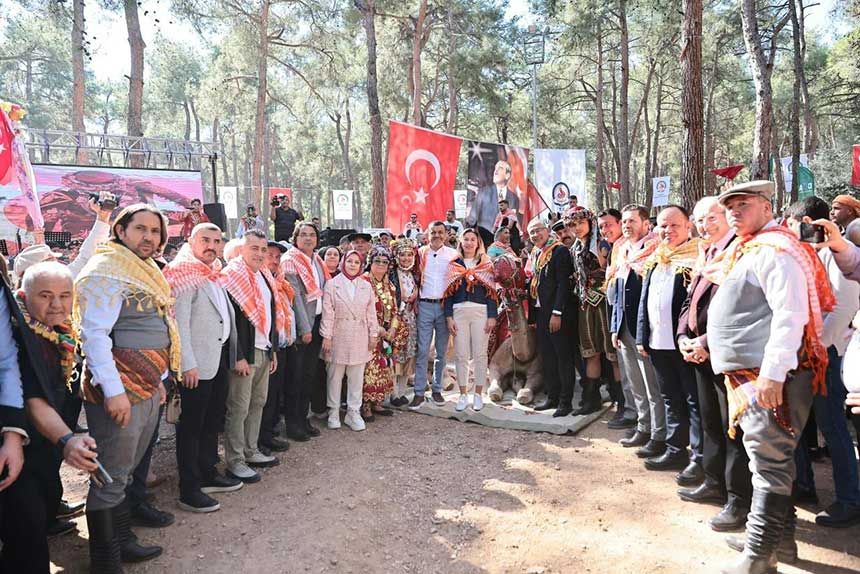 Binlerce Denizlili Yoruk Toyunda Bulustu 4