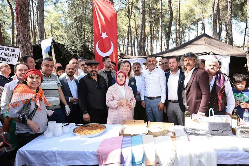 Binlerce Denizlili Yoruk Toyunda Bulustu