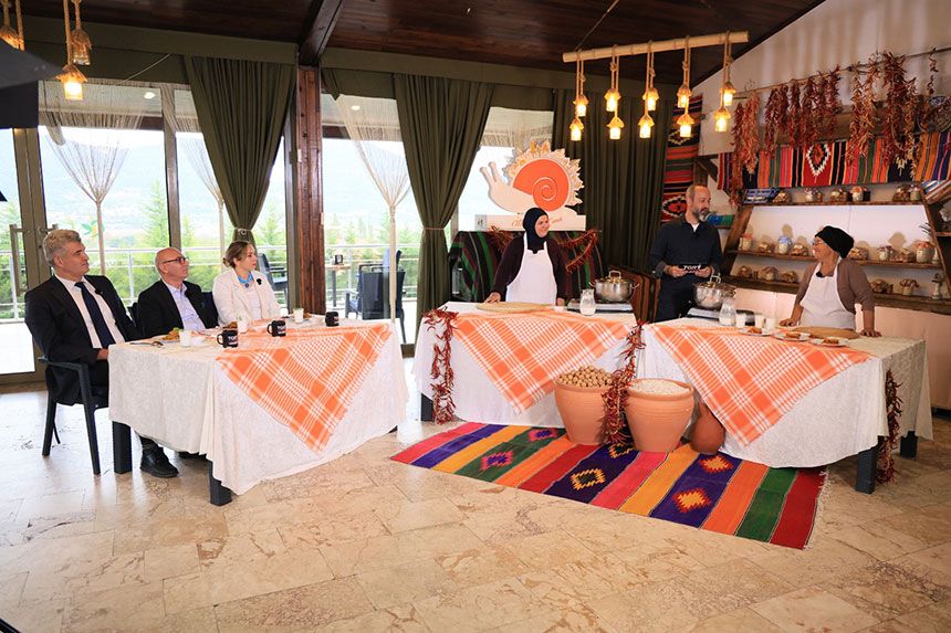 Camelinin Gastronomi Kulturu Ve Alabaligi Televizyona Tasindi 1