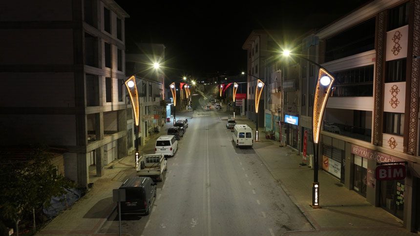 Denizli Buyuksehir Belediyesi 4 Ilcede Aydinlatma Altyapisini Yeniledi3