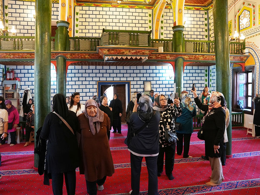 Denizli Buyuksehir Belediyesinden Gazi Ailelerine Civril Gezisi 3