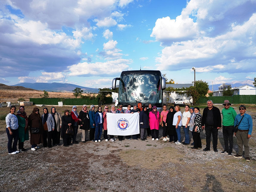 Denizli Buyuksehir Belediyesinden Gazi Ailelerine Civril Gezisi4