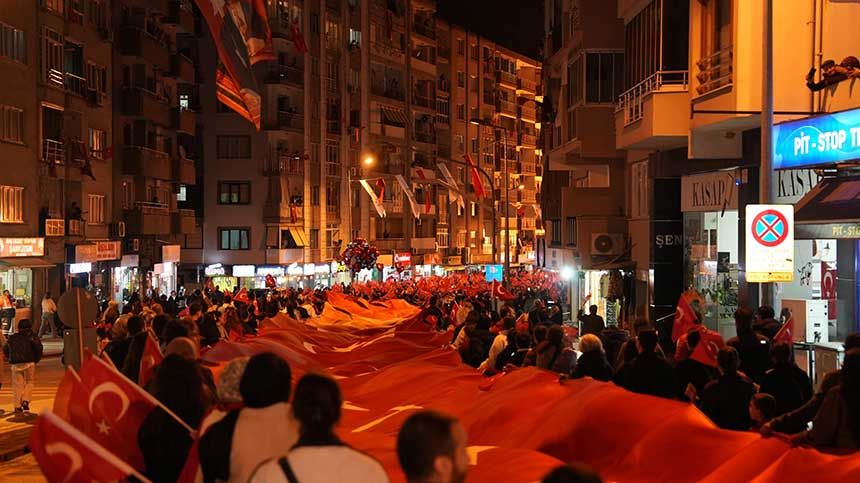 Denizli Buyuksehirden Cumhuriyete Yakisir Kutlama 4