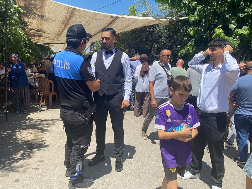 Denizli Emniyetinden Hayati Cagri Mutluluga Kursun Sikma 3