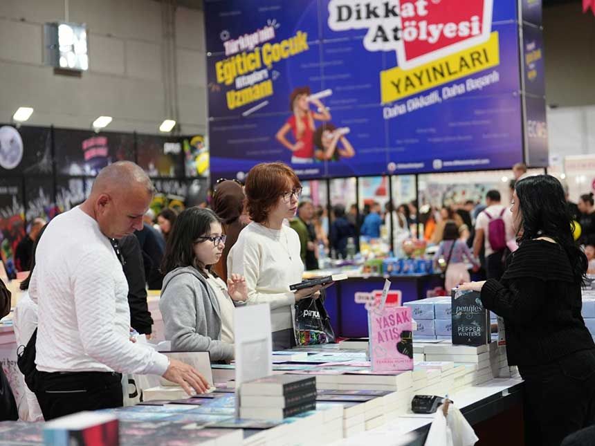 Denizli Tuyap Kitap Fuari 7 Gunde 200 Bin Ziyaretciyi Agirladi 4