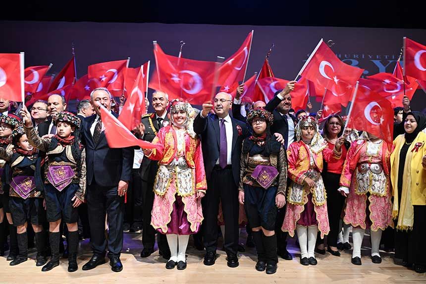 Denizlide Cumhuriyetin 103 Yili Coskuyla Kutlandi 1