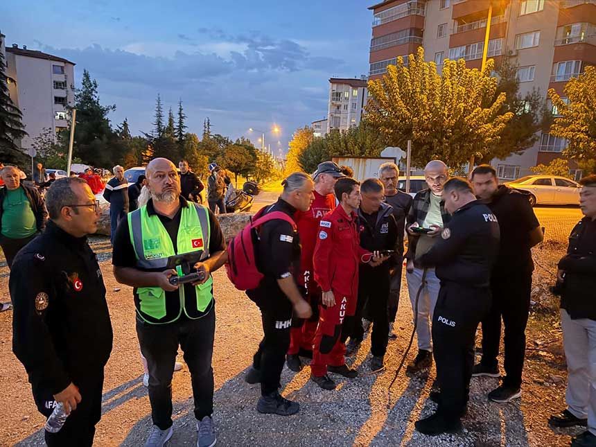 Denizlide Kayip Alzheimer Hastasi Fatma Aylak Ormanda Araniyor 1