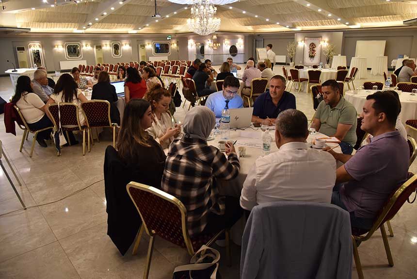 Gekadan Denizli Kekigi Aydin Inciri Ve Mugla Cam Bali Icin Stratejik Rapor 1