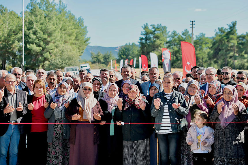 Kalede 14 Kilometrelik Cile Bitti Baskan Cavusoglu Gulbaglik Yolunu Torenle Acti 6