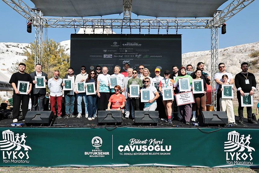 Pamukkalede Tarihi Rekor 2 Lykos Yari Maratonunda 20 Bin Kisi Kostu 15 Milyon Tl Odul Dagit 5