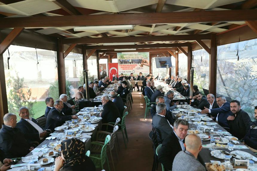 Tavas Belediye Baskani Tatiktan 19 Ekim Muhtarlar Gunu Programi