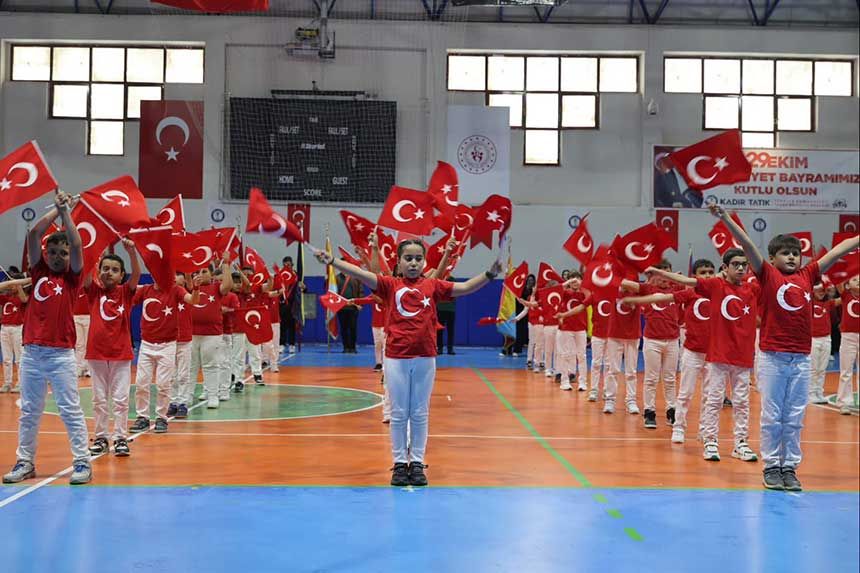 Tavasta 29 Ekim Cumhuriyet Bayrami Coskusu 3