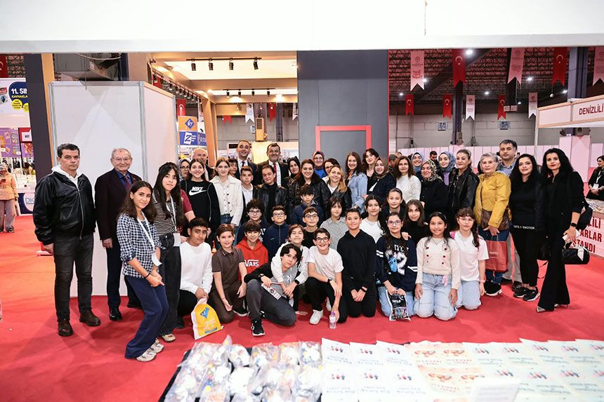 Turkiyenin En Buyuk 3 Kitap Fuari Kapilarini Acti 2