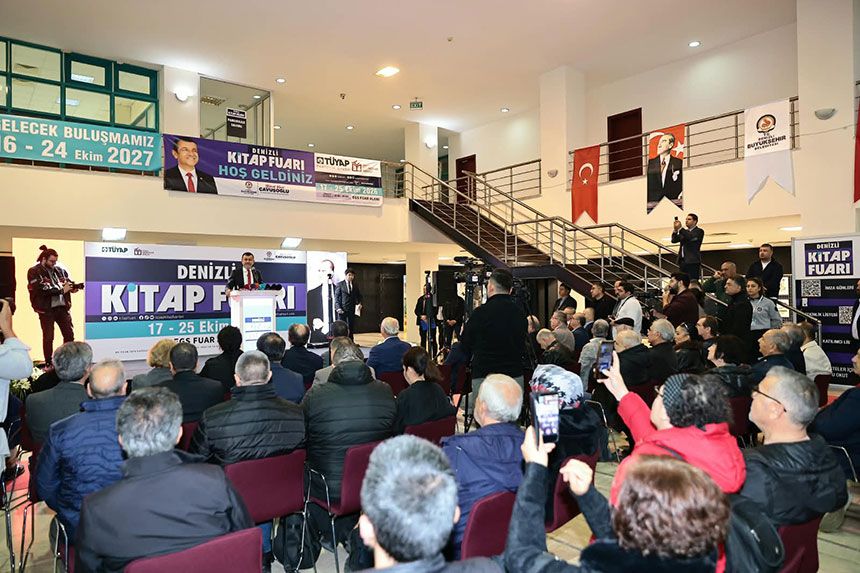 Turkiyenin En Buyuk 3 Kitap Fuari Kapilarini Acti 4