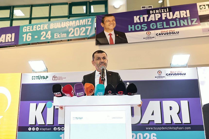 Turkiyenin En Buyuk 3 Kitap Fuari Kapilarini Acti 7
